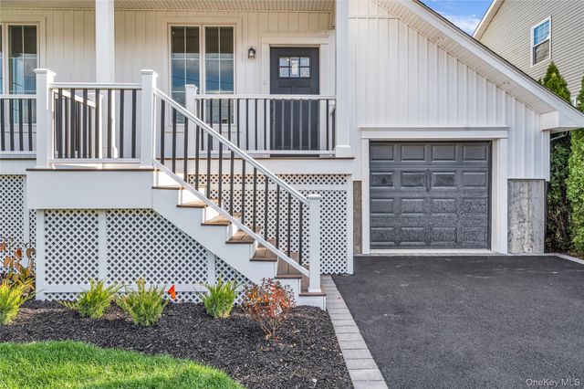 2437 Archer Street, Seaford, NY 11873
