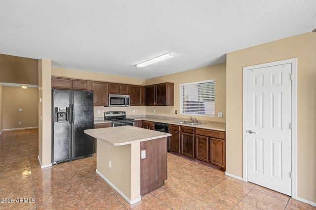 2525 W TANNER RANCH Road, San Tan Valley, AZ 85144