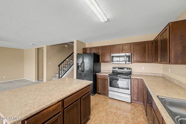 2525 W TANNER RANCH Road, San Tan Valley, AZ 85144