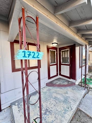 1722 W French, San Antonio, TX 78201