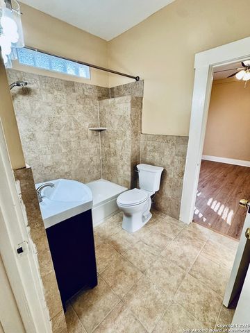 1722 W French, San Antonio, TX 78201