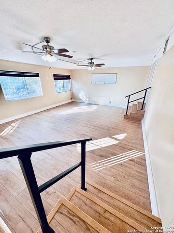 1722 W French, San Antonio, TX 78201