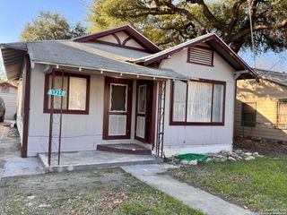 1722 W French, San Antonio, TX 78201