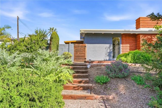 14855 Valeda, La Mirada, CA 90638