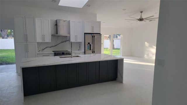 1191 NW 101st Way, Plantation, FL 33322
