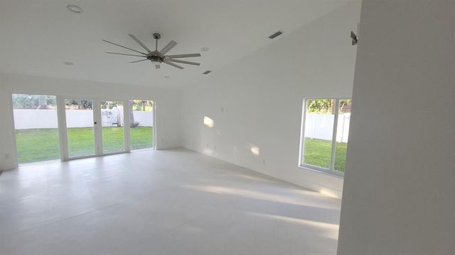 1191 NW 101st Way, Plantation, FL 33322