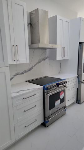 1191 NW 101st Way, Plantation, FL 33322