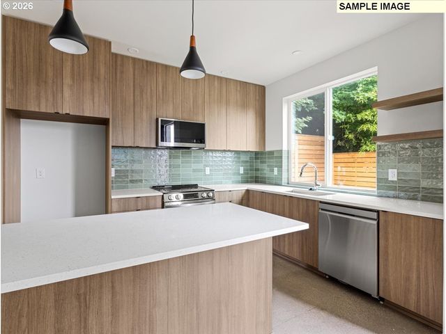 4120 Se Franklin St, Portland, OR 97202