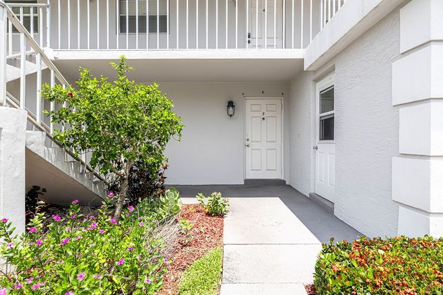1166 6th Avenue B3, Vero Beach, FL 32960