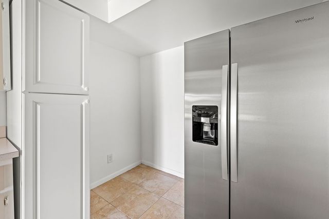 1166 6th Avenue B3, Vero Beach, FL 32960
