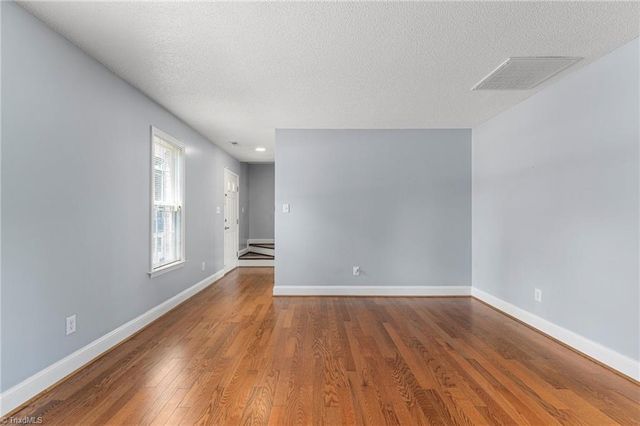 125 Village Club Lane, Clemmons, NC 27012