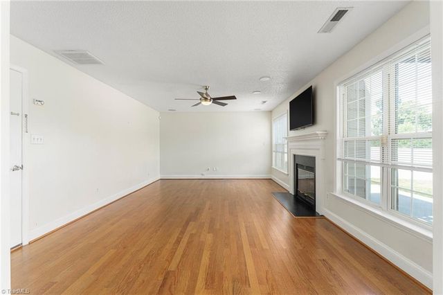 125 Village Club Lane, Clemmons, NC 27012