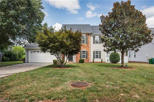 125 Village Club Lane, Clemmons, NC 27012