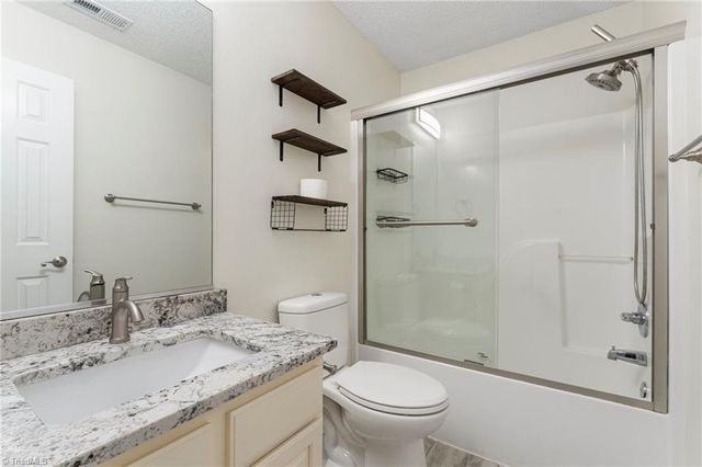 125 Village Club Lane, Clemmons, NC 27012