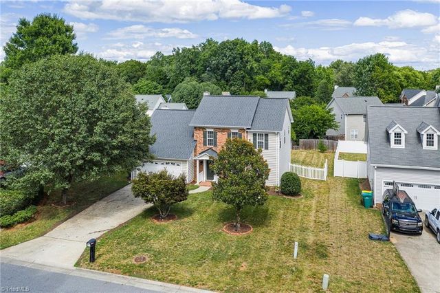 125 Village Club Lane, Clemmons, NC 27012