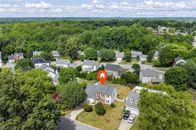 125 Village Club Lane, Clemmons, NC 27012