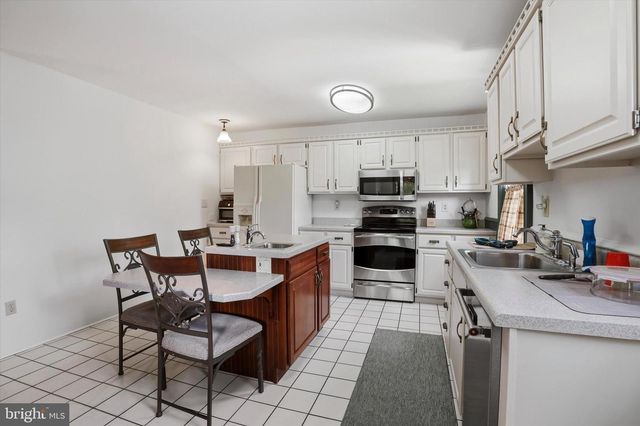 559 PALMER FARM DRIVE, Yardley, PA 19067