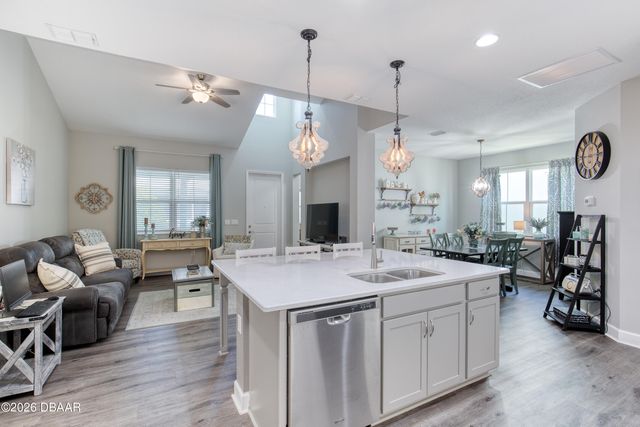 444 Lime Avenue, Daytona Beach, FL 32124