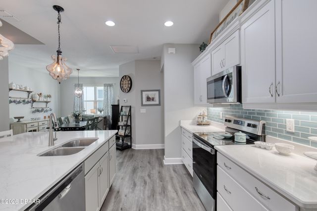 444 Lime Avenue, Daytona Beach, FL 32124