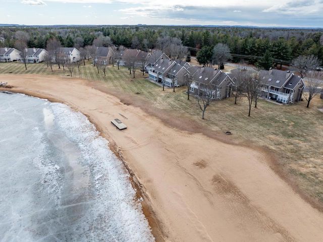 N7511 Harbor Drive, New Lisbon, WI 53950