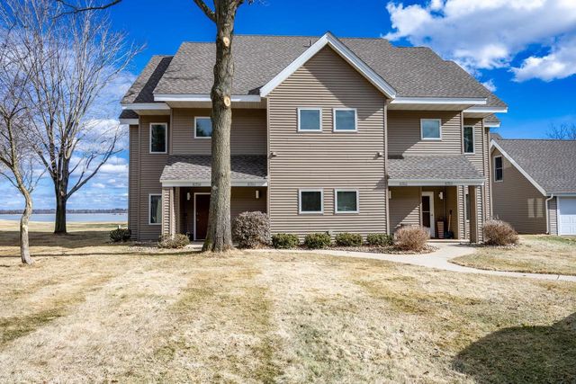 N7511 Harbor Drive, New Lisbon, WI 53950