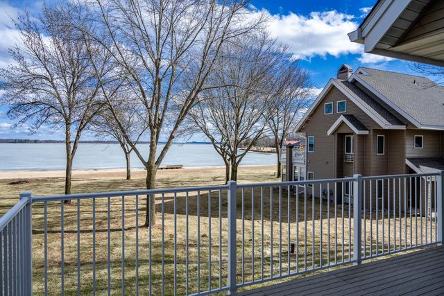 N7511 Harbor Drive, New Lisbon, WI 53950