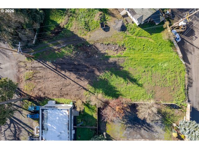32633 W MCKENZIE St, Eugene, OR 97408