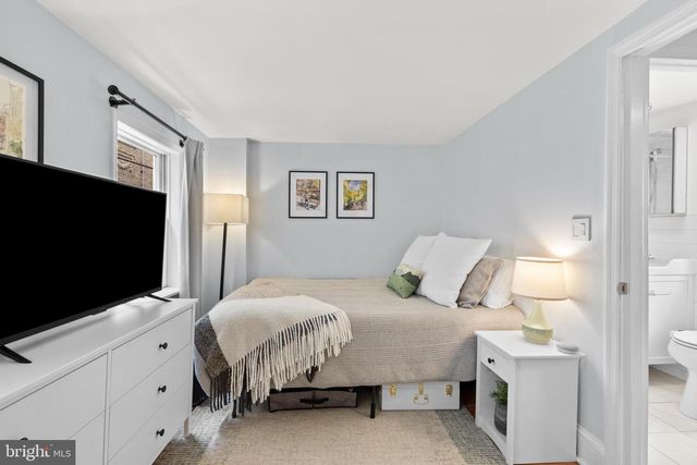 1639 ADDISON ST, Philadelphia, PA 19146