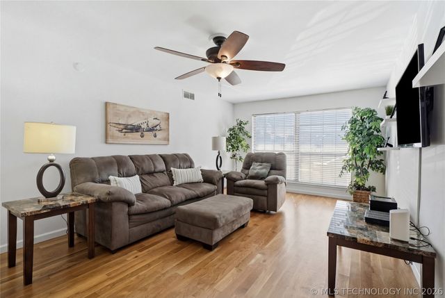 3 Woodward Boulevard 116, Tulsa, OK 74114