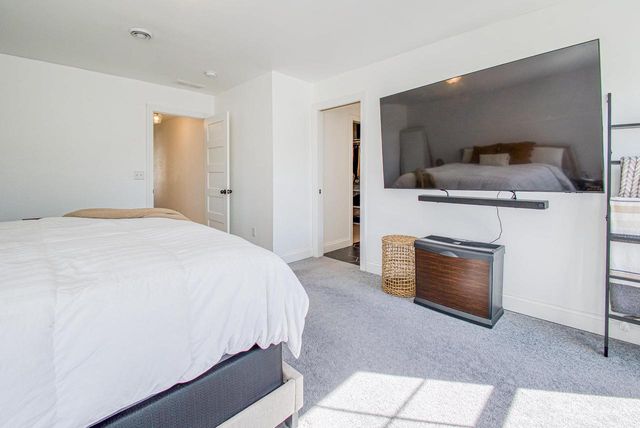 1175 Sunset Drive, Platteville, WI 53818