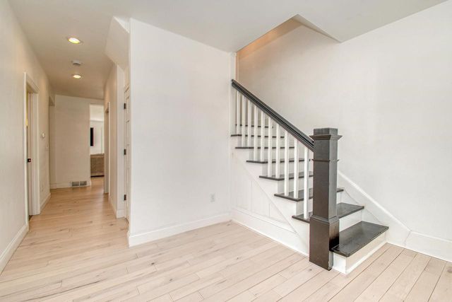 1175 Sunset Drive, Platteville, WI 53818