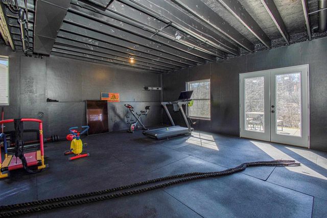 1175 Sunset Drive, Platteville, WI 53818