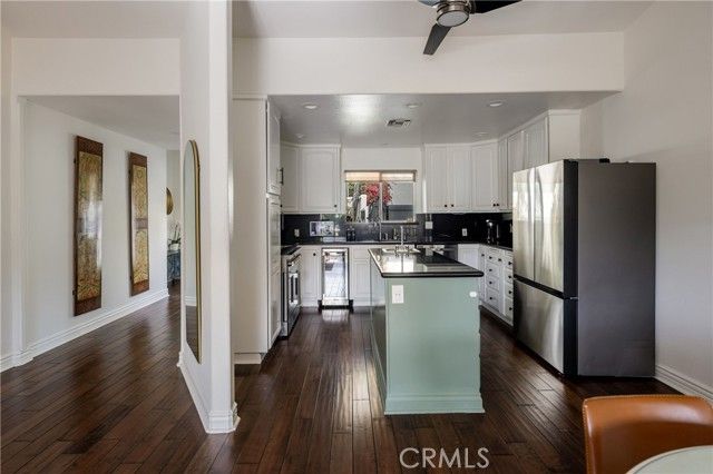 3261 N Knoll Drive, Los Angeles, CA 90068