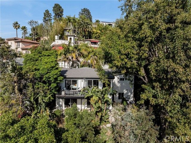 3261 N Knoll Drive, Los Angeles, CA 90068