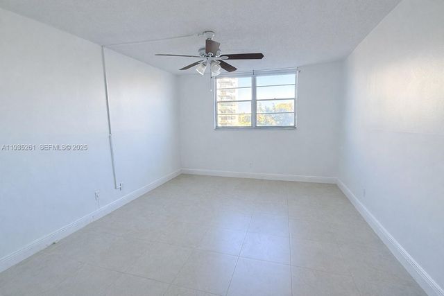 1465 NE 123rd St 404, North Miami, FL 33161