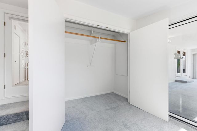 1008 Colonial Ct, Modesto, CA 95350