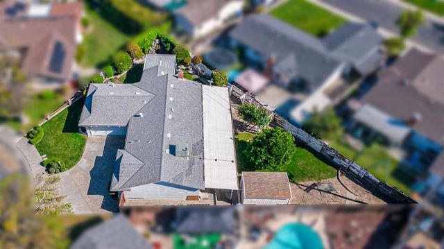 1008 Colonial Ct, Modesto, CA 95350