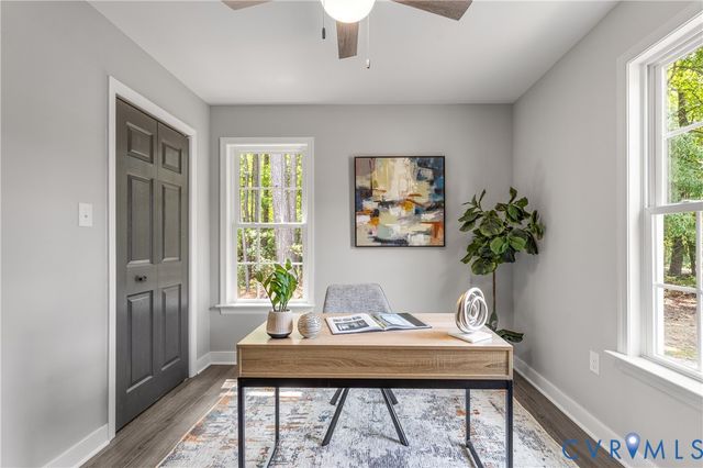 7953 Pennsylvania Ave, West Point, VA 23181