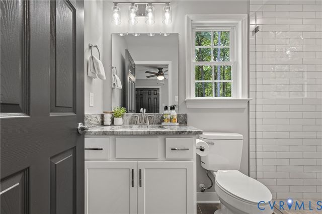 7953 Pennsylvania Ave, West Point, VA 23181