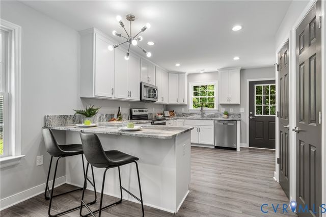 7953 Pennsylvania Ave, West Point, VA 23181