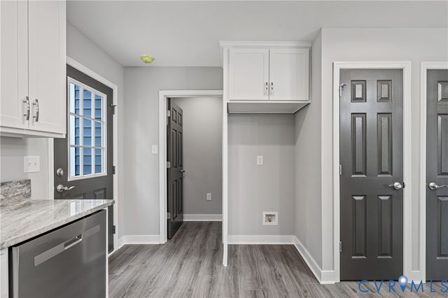 7953 Pennsylvania Ave, West Point, VA 23181