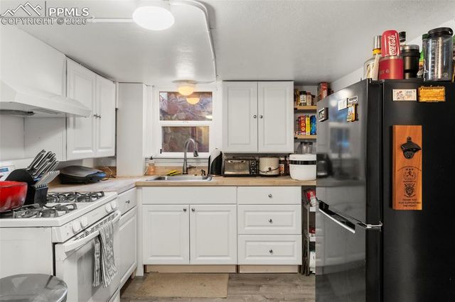 3414 W Pikes Peak Avenue, Colorado Springs, CO 80904