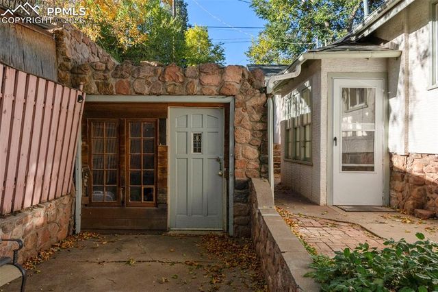 3414 W Pikes Peak Avenue, Colorado Springs, CO 80904