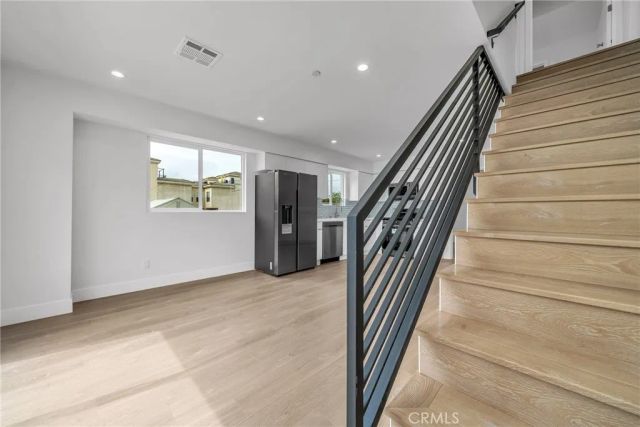 4453 Colfax Ave 1, Studio City, CA 91602