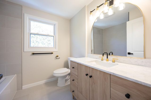 23 Mahogany Drive, Nashua, NH 03062