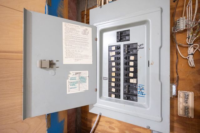 23 Mahogany Drive, Nashua, NH 03062