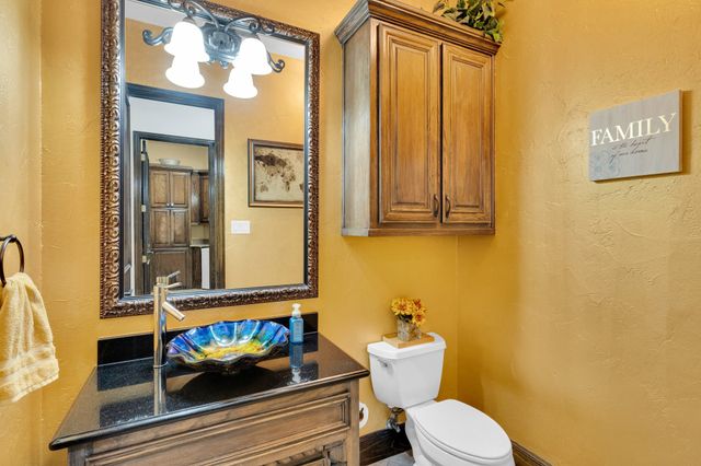 1625 Plum Creek Drive, Midlothian, TX 76065