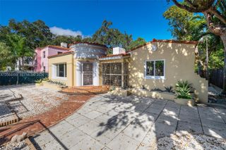 571 NE 64th Street Studio, Miami, FL 33138