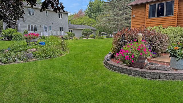 2026 Paulis Drive, Faribault, MN 55021