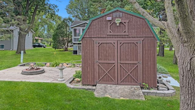 2026 Paulis Drive, Faribault, MN 55021